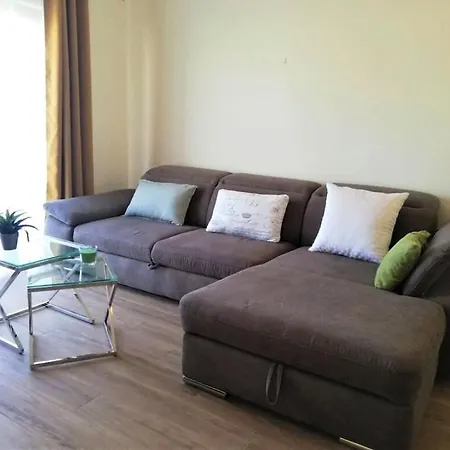 Апартаменты Spacieux Logis Des Fees De La Marina En Rez-de-chaussee De Chaussee *