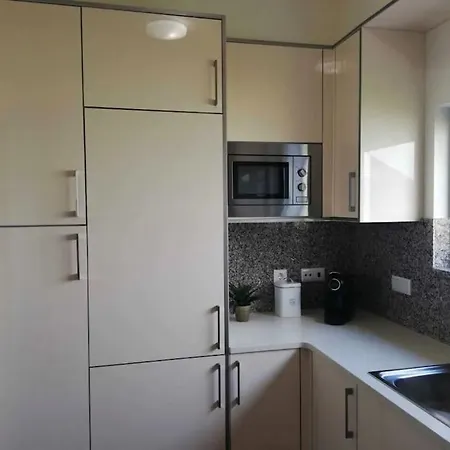 Апартаменты Spacieux Logis Des Fees De La Marina En Rez-de-chaussee De Chaussee Албуфейра