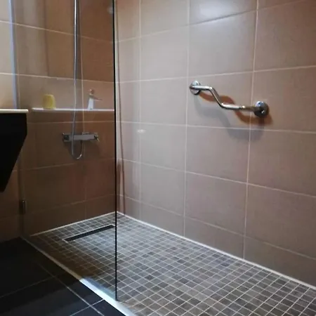 Spacieux Logis Des Fees De La Marina En Rez-de-chaussee De Chaussee *